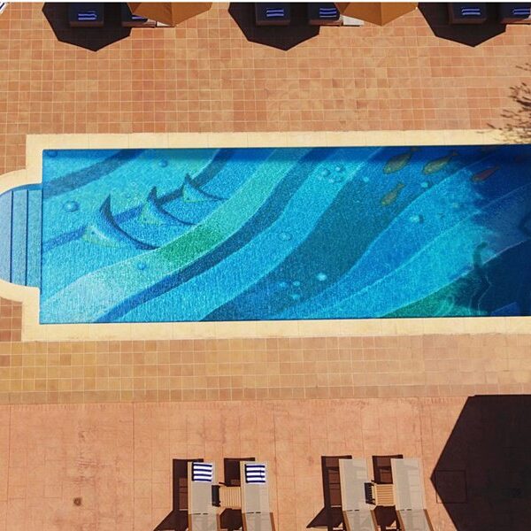 Custom Pools MEC | Glass mosaic coral reef swimming pool