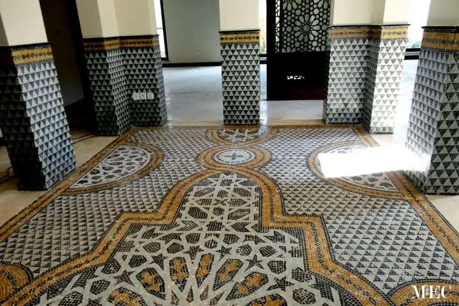 Custom Mosaics by MEC | Extracting the very essence of the Moroccan Zillij tile art.